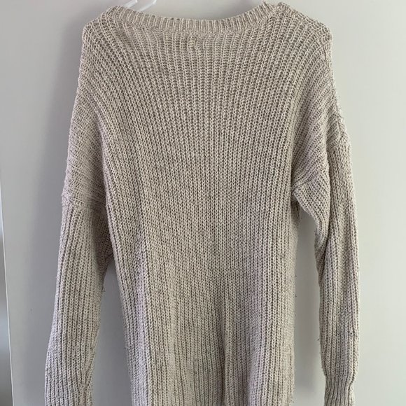 Oversized Hollister Cream Sweater - Picture 3 of 3